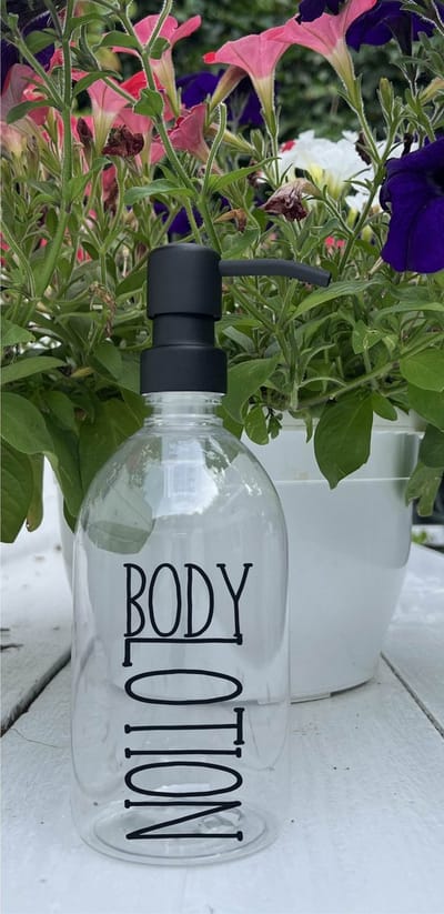 BBBLS® Design Dispenser "Bodylotion" | Transparant Kunststof | 500ml | RVS / Metaal Pomp Zwart | Zeeppomp | Zeepdispenser | Zeephouder
