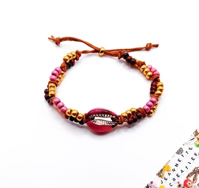 Jeannette-Creatief® - Beach - Armband Resin Kauri Fuchsia Miyuki Picasso Pink Red Gold - Armband - Armband Kauri - Armband Miyuki Picasso - Leren Armband