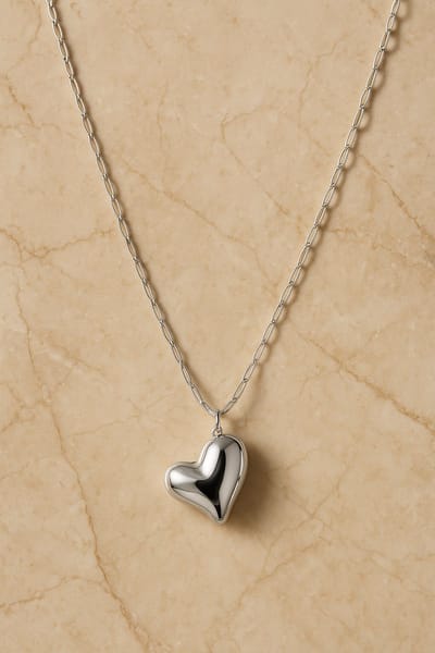 Lundholm Ketting Dames Zilverkleurig Jewellery – Premium Stainless Steel – Lange Ketting met Chunky Hart Hanger - My Deni Serie – 85 + 7 cm – Statement Sieraad – Luxe Geschenkverpakking