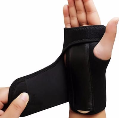 Go Go Gadget - "Universele Deluxe Carpaal Tunnel Syndroom Polsbrace - Unisex - Rechts" "Deluxe Unisex Carpaal Tunnel Syndroom Polsbrace - Universeel - Rechts"