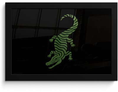 Poster in lijst - Fotolijst 30x20 cm - Posters - Krokodil - Groen - Tijgerachtig - Strepen - Posterlijst zwart - Decoratie - Wanddecoratie woonkamer - Muurdecoratie slaapkamer