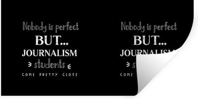 Muurstickers - Sticker Folie - Quote - Journalisten - Studenten - 40x20 cm - Plakfolie - Muurstickers Kinderkamer - Zelfklevend Behang - Zelfklevend behangpapier - Stickerfolie