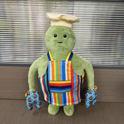 Anime The Tiny Chef Show Pluche Pop Cartoon Schattige Groenhuidige Chef met Schort Gevuld Speelgoed Kamer Decoratie Kinder Verjaardag Kerstcadeau