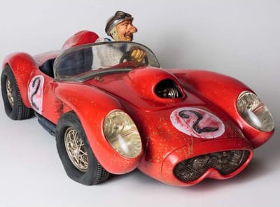 Ferrari – rood - fireball –polyresin – classic - cars - beeldje – Guillermo Forchino – 32x15x12 cm