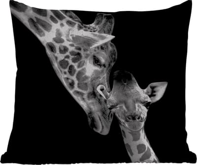 Tuinkussen - Portret - Giraffe - Dieren - Zwart - Wit - 40x40 cm - Weerbestendig