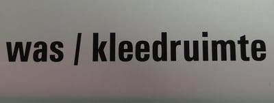 Aluminium deurbordje tekst: was kleedruimte | 5 jaar garantie | Zelfklevend | 130x50x0,5 mm