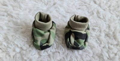Little Jay baby slofjes camo groen