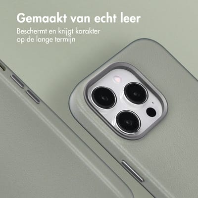 Accezz Hoesje - Geschikt voor iPhone 14 Pro - geschikt voor MagSafe Leather Backcover - Light Grey