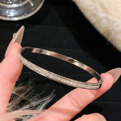 1 STuks Titanium Staal Roestvrij Staal Ingelegd Zirkonia Verguld Armband, Klassieke En Eenvoudige Stijl, Geschikt Voor Dagelijkse Draagsters