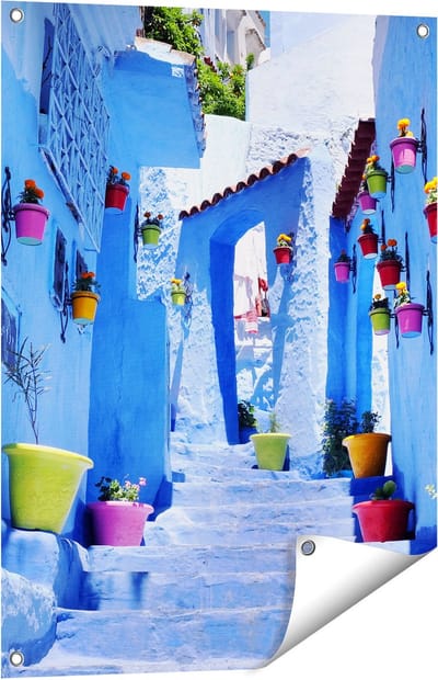 Gards Tuinposter Blauwe Huizen met Bloempotten in Chefchaouen, Marokko - 60x80 cm - Tuindoek - Tuindecoratie - Wanddecoratie buiten - Tuinschilderij