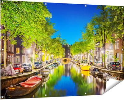 Gards Tuinposter Amsterdamse Gracht in de Nacht - 150x100 cm - Tuindoek - Tuindecoratie - Wanddecoratie buiten - Tuinschilderij