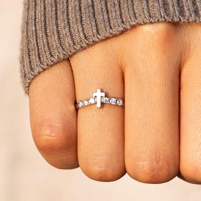 Huitan Fijne Kruis Vingerring met CZ voor Vrouwen Bruiloft Ringen Accessoires Chique Meisjes Ringen Verjaardagscadeau Trendy Sieraden 7 brown