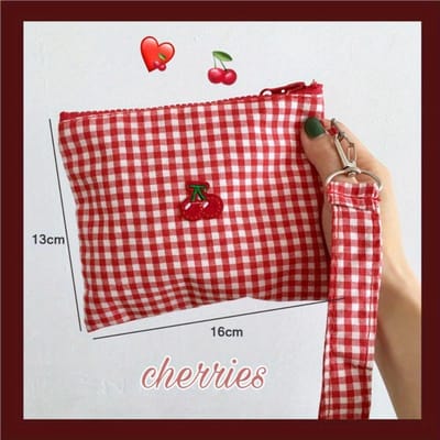 Geborduurde Cherry Girl Make-uptas Grote Capaciteit Canvas Dames Make-uptas Opbergzakje Rits Reizen Toiletartikelen Handtas rood