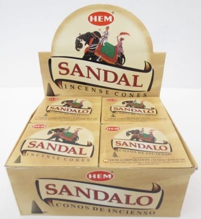Wierook kegeltjes Sandelhout