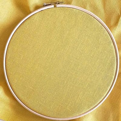 100 x 140 cm Oker Linnen Borduurstof - ochre- 32 count - 13 draden per cm fijne borduurstramien evenweave