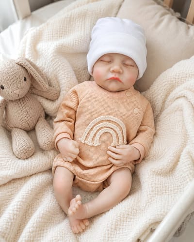 ECTEATOY® Levensechte Reborn Babypop - 46 cm (18 inch) - Handgemaakte Zachte Vinyl Pop - Realistische Pasgeboren Baby - Bevat twee kledingstukken- Speelgoed & Cadeau -jongen
