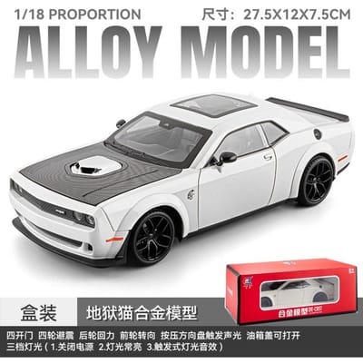 1:18 Dodge Challenger Srt Hellcat Moderne Amerikaanse Muscle Car Legering Spuitgietmodel Auto Geluid En Licht Verzamelingen Verjaardagscadeaus