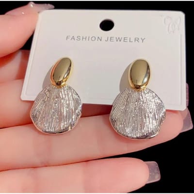 Mode Goud Zilver Kleur Grote Metalen Schelp Oorbellen voor Vrouwen Geometrische Onregelmatige Vintage Eenvoudige Earrigns Sieraden Party Gift white