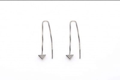 Karma Pull Through oorbel M1805 Zirkone Triangle