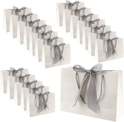 Witte Papieren Cadeautassen met Zilveren Strik, 20 Stuks (L) 28 x (H) 20 x (W) 10 cm, Ideaal voor Verjaardagen, Bruiloften en Feestjes