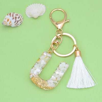 Letter Sleutelhanger A-Z – Luxe Initialen Sleutelhanger met Pompon & Kwastje – Tashanger voor Dames & Meisjes – Accessoire voor Sleutelbos, Handtas, Rugzak & Autosleutel – Persoonlijk Cadeau voor Vrouw, Moeder, Dochter & Vriendin