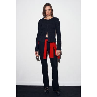 Textuur gebreide blouse met knopen aan de voorkant