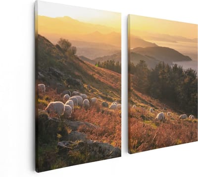 Artaza Canvas Schilderij Tweeluik Schapen in de Bergen  - 80x60 - Foto Op Canvas - Canvas Print