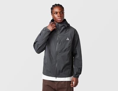 Nike ACG 'Five Towers' UV Protection Jacket, zwart
