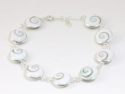 Zilveren armband met shiva oog schelp