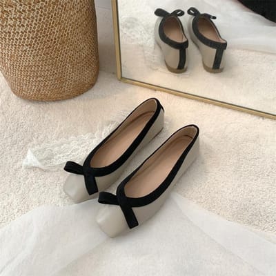Nouvelles Chaussures pour Femmes Bout Carré Petites Chaussures Parfumées Bouche Peu Profonde Tempérament Chaussures Escarpins Françaises Semelle Souple Chaussures Plates 39 gris clair