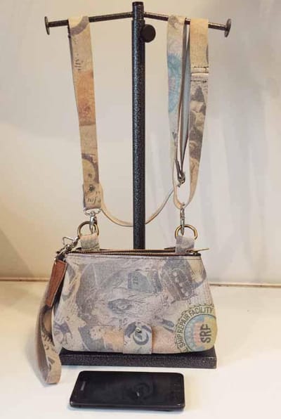 Toetie & Zo Tas Leer Triple Krant, wit, beige, roze, blauw, grijs, multi, handgemaakt, schoudertas, heuptas, festivaltas, 3 dubbele tas, crossbodytas