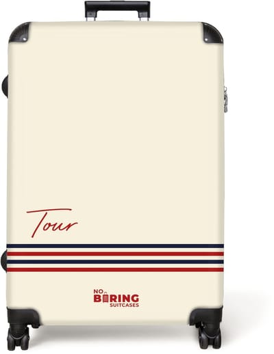 NoBoringSuitcases.com® - Koffer groot - Reiskoffer lichtgewicht - Crèmekleurige achtergrond met rode tekst en driekleurige streep onderaan - Rolkoffer met 4 wielen - Grote trolley XL - 98 liter bagage