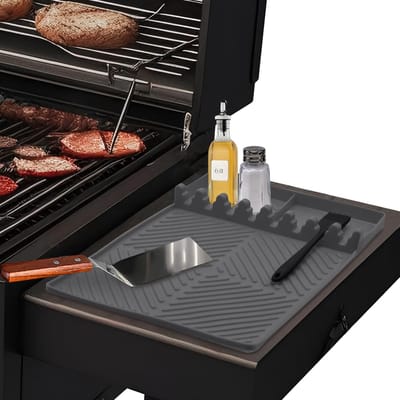 Famanu - BBQ grillmatten voor grill en zijtafels, spatel van siliconen, gebruiksvoorwerpenhouder voor keuken, fornuis en gasgrill, grijs