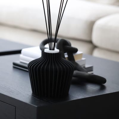 Serendipity Diffuser met geurstokjes houder – Amber Oak – 200ml – Navulbaar – Uniek 3D-geprint Design – Inclusief Sticks