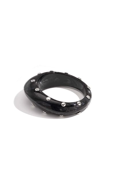 Hars bangle armband met studs - Zwart - Verkleurt niet - Cadeau - Goudlief.nl