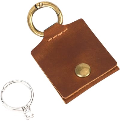 Dailygoods- Sleutelhangerringhouder Klein - Lederen Sieradenetui - Draagbaar Reisringhouder - Ringetui - Perfecte Bescherming - 5x4cm - Ringhouder