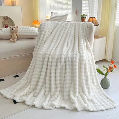 Witte Fleece Plaid met Luchtbellen - Pluizige Deken voor Bed en Bank, 100 x 160 cm