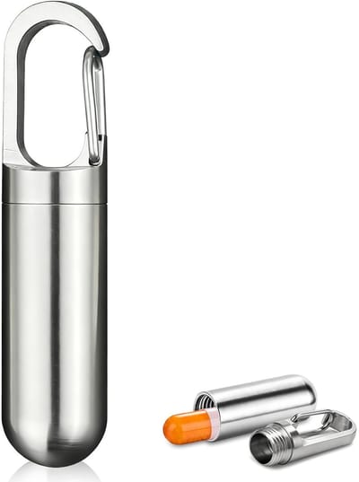 Dailygoods- Medicijncontainer roestvrij staal - Draagbare Capsulehouder - Waterdichte Sleutelhanger - Afdichting - Stijlvol Ontwerp - Hoogwaardige Materialen - Medicijnhouder