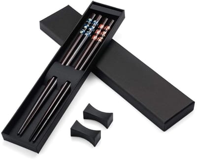 Dailygoody - Eetstokjes - Houten Chopsticks - Luxe Geschenkdoos - Zwart - Herbruikbaar - Milieuvriendelijk - Geschikt voor Aziatische gerechten