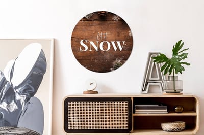 WallCircle - Wandcirkel - Muurcirkel - Sneeuw - Houtlook - Quote - Let it snow - Aluminium - Dibond - 60x60 cm - Binnen en Buiten