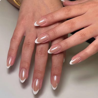 Dailygoods- Press-on Nagels 30 Stuks - Middellange Valse Nagels - Roze Glanzend Chroom Design - Franse Tip - Volledige Cover - Amandelvormige Nagelontwerpen - Kunstnagels
