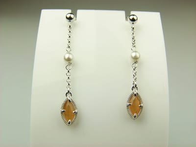 oorringen in zilver model marquise met parel - jeansblauw