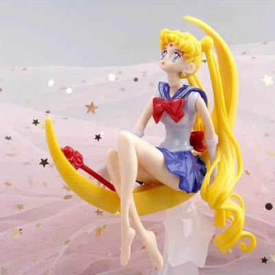 Poupée Sailor Moon en PVC Anime 15CM Jouet Fille Décoration de Gâteau Figurines d'Action Modèle Voiture Ornement Cadeau d'Anniversaire pour Enfants Poupée yellow