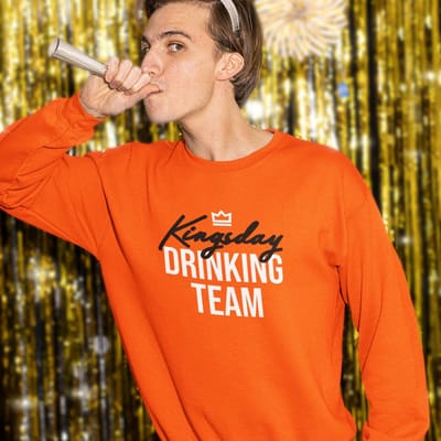 Oranje Koningsdag Trui Kingsday Drinking Team - Maat L - Uniseks Pasvorm - Oranje Feestkleding