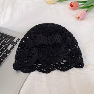 Chapeau de tête à pompon creux tricoté à la main pour femme, fin et respirant, à tirer pour dégager le visage, petit chapeau en laine black