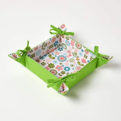 Homescapes broodmand stof golfpatroon retro bloemen