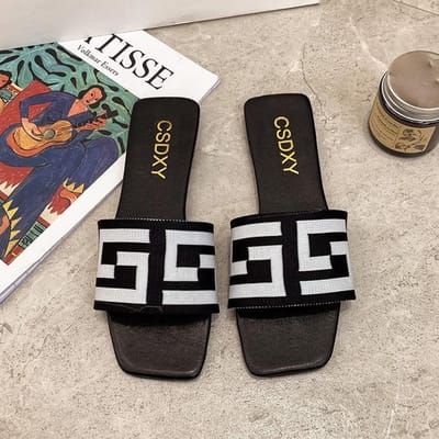 Dames Pantoffels Sandalen Schoenen Antislip Platte Zool Pantoffels Vrouw Design Sandalen Slippers Strand Schoenen Plus Maat 35 -42 36 black
