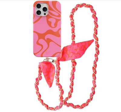 AVY Hoesje Met Telefoonkoord | Geschikt voor Apple iPhone 12 Pro Max | Compatibel met MagSafe & Qi2 | Hard Shell Back Cover | Stijlvol Bijpassend Koord Crossbody (120CM) | Rosé Twist