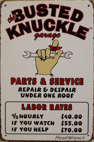 Mancave decoratie - Busted Knuckle - Metalen wandbord - Mancave - Wandbord - Muurplaat - Metalen borden - Metal sign - Bar decoratie - Tekstbord - Wandborden - Wand Decoratie - Cave & Garden