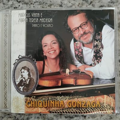 CD TV-PROGRAMMA (OST) - Chiquinha Gonzaga / Marcus Viana  SSCD022 Sonhos & Sons Brazilië Latijns Gebruikt gray